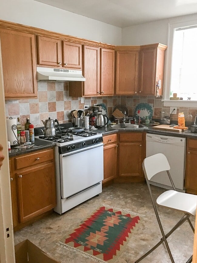 Photo - 2200-10 Sherman Ave.