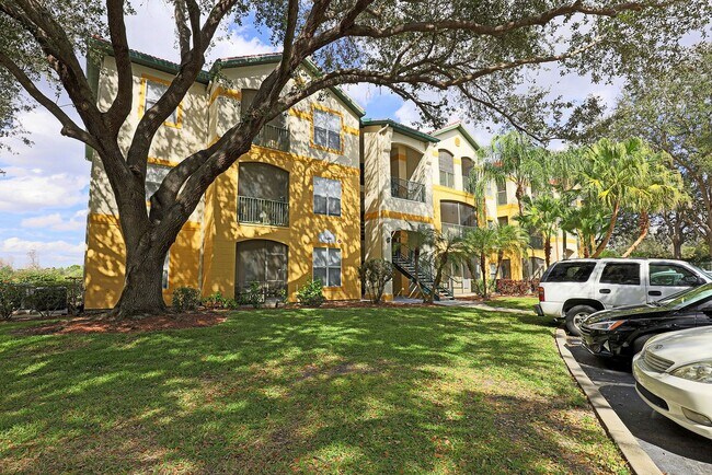 Photo - Villa Grand 11480-123 Unit 11480 Villa Grand #123