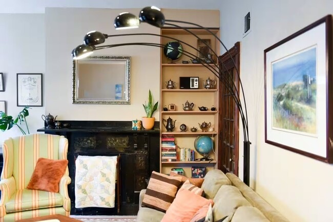 Photo - 837 N St Clair St