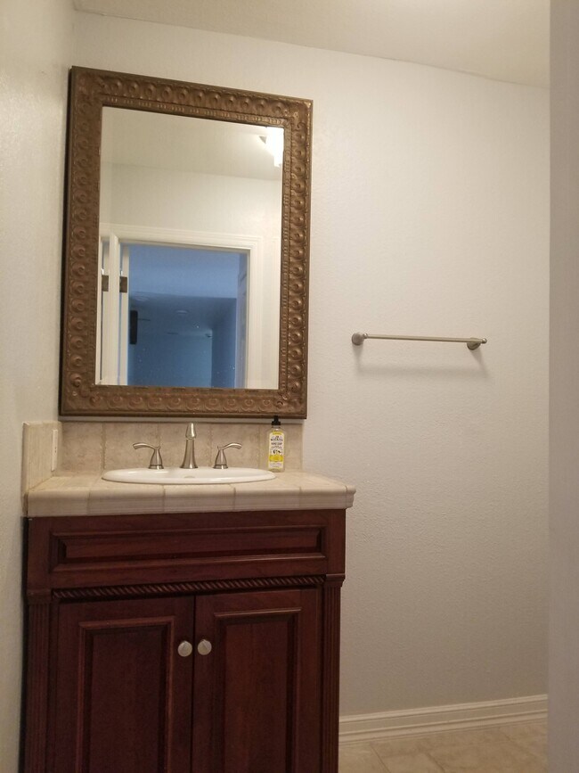 Powder bathroom - 5269 E Rural Ridge Cir