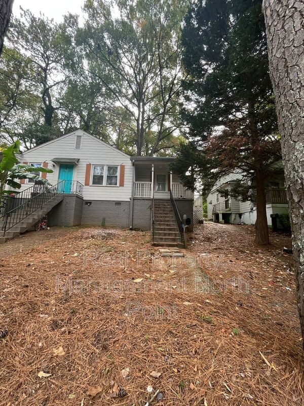 Building Photo - 466 Birney St NE Unit 466