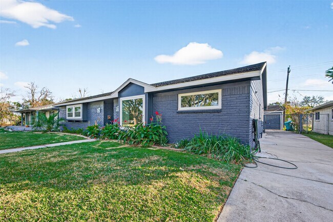 Photo - 5407 Lymbar Dr