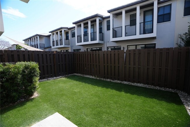 Photo - 10468 NW 61 Ln.