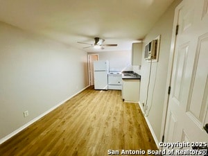 Photo - 123 Harwood Dr