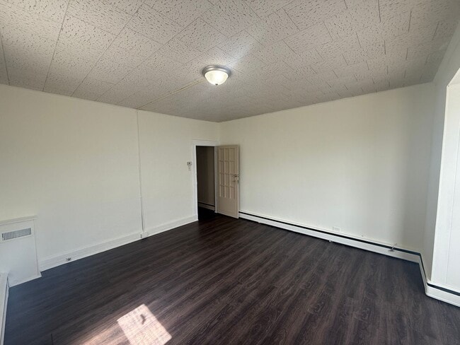 Photo - 113 W Main St Unit 113 W Main 2nd Fl