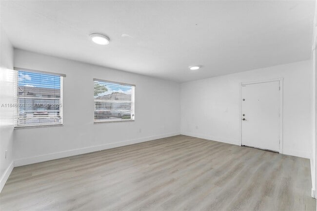 Photo - 6911 SW 129th Ave Unit 2