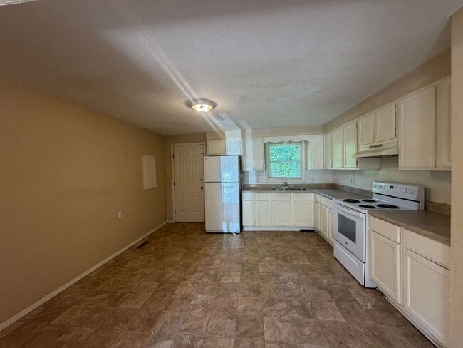 Photo - 878 Evergreen Ave Unit #11