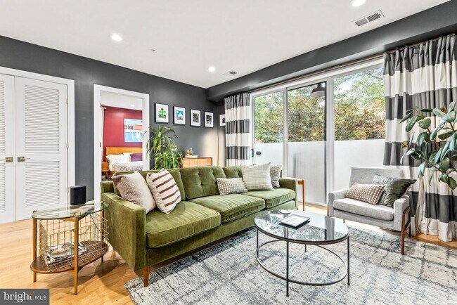 Photo - 2234 11th St NW Unit 101