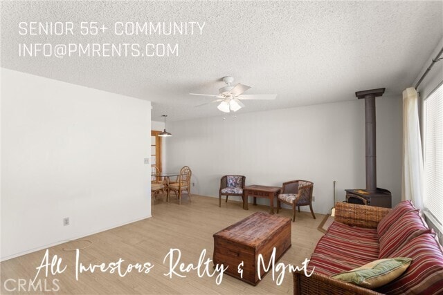 Photo - 880 S Ramona St