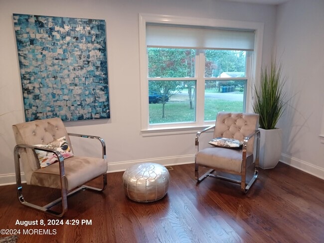 Photo - 241 Woodcrest Rd