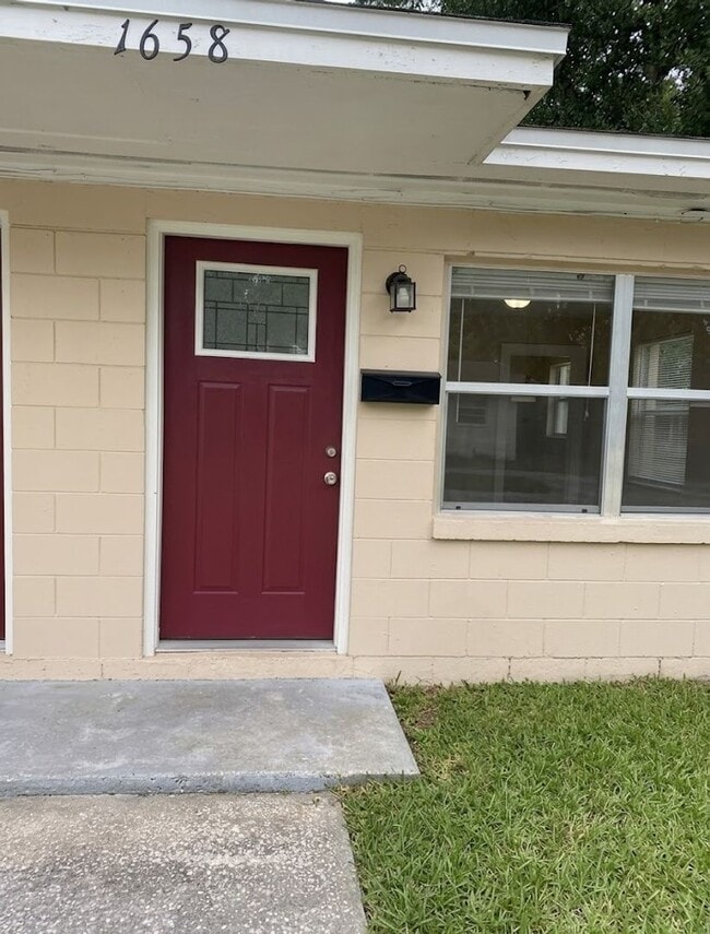 Photo - 1656-1658 Windle St Unit 1658