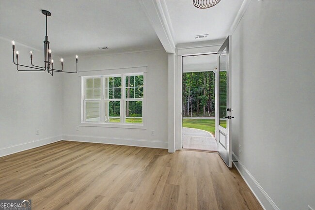 Photo - 347 E Crestwood Rd