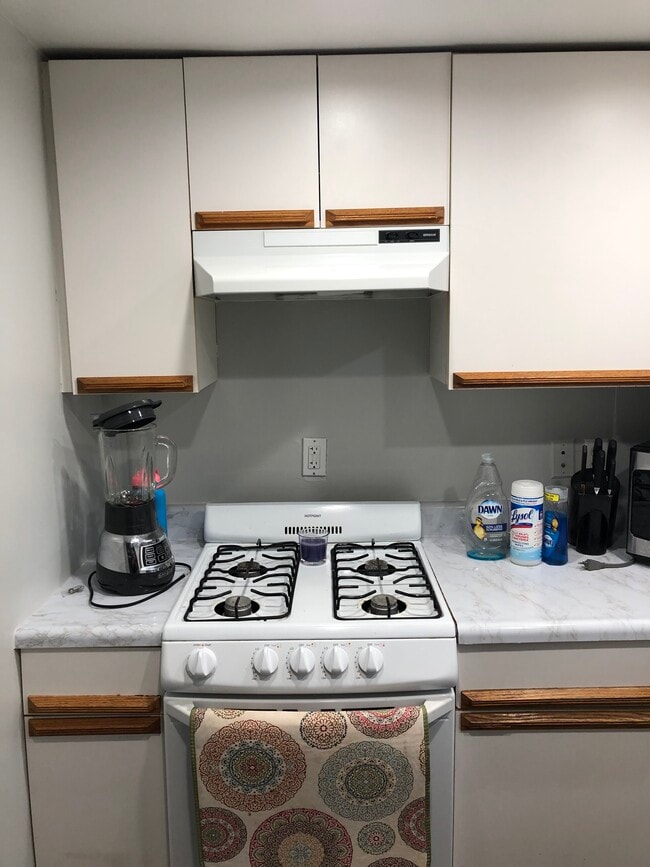 Photo - 141 Bradford St Unit 3