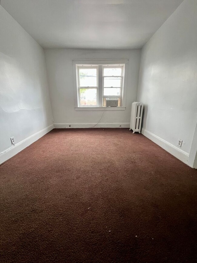 Photo - 1001 Clifton Ave Unit 2R