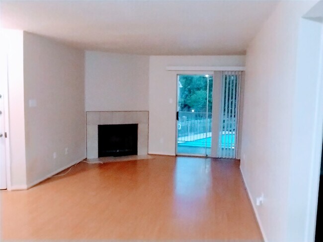 Photo - 11201 Lynbrook Dr Unit 3807