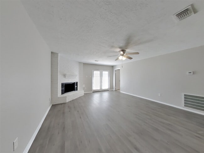 Photo - 20118 Misty Pines Dr