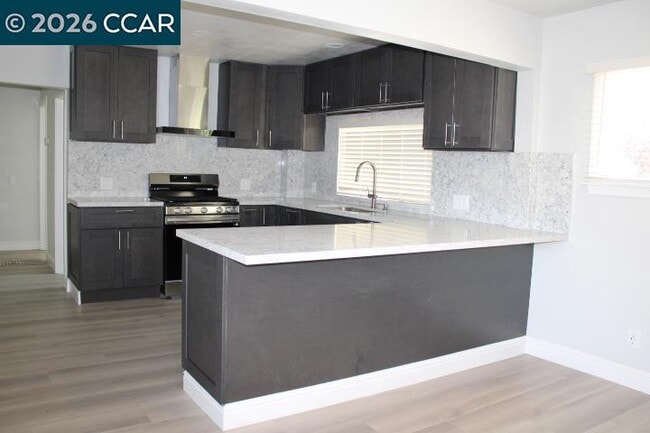 Photo - 2680 Appian Way