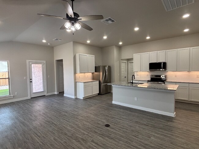 Photo - 2321 136th St