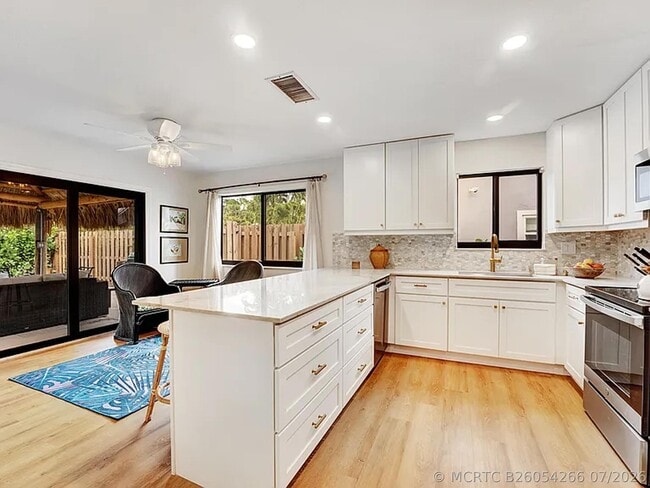1113 Rainwood Cir