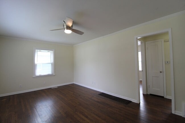 Photo - 2 Bedroom 1 Bath Home In Roeland Park