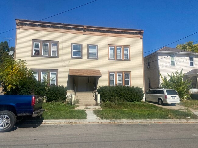 Photo - 714 McKinley St