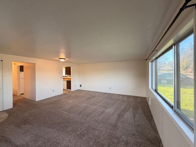 104-114 SW Chandler Dr Unit 114