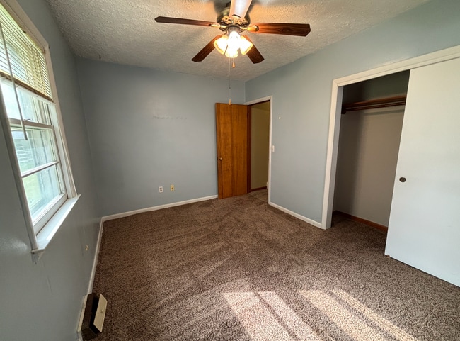 Photo - 1809 B Avenue