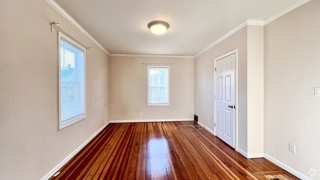 Building Photo - 16 Miller Stile Rd Unit 2 Rental