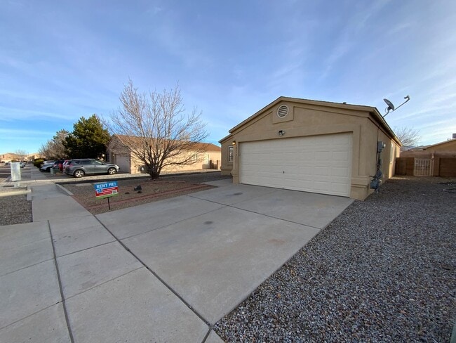 Photo - 3 Bedroom Single Story Home Available in Ventana Ranch Near Irving Blvd NW & Universe Blvd NW!