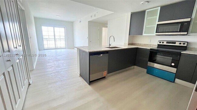 Photo - 5579 Millennia Park Dr Unit 318