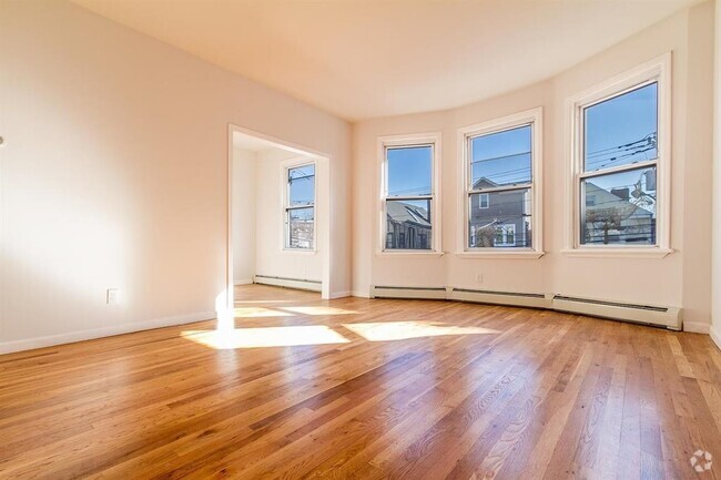 Building Photo - 86 Highwood Terrace Unit 1 Rental