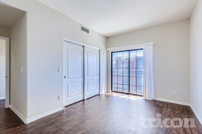 Photo - 3446 E Avalon Dr