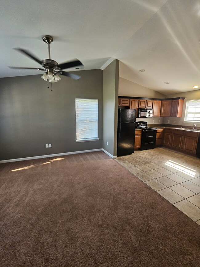 303 S Olive St Unit Duplex
