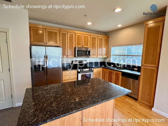 Photo - 1090 SW 170th Ave Unidad 201
