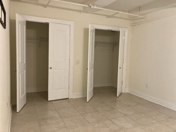 Photo - 300 COMMUNIPAW Ave