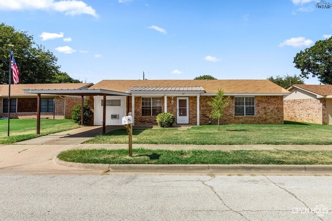 Building Photo - 212 Dirks Dr