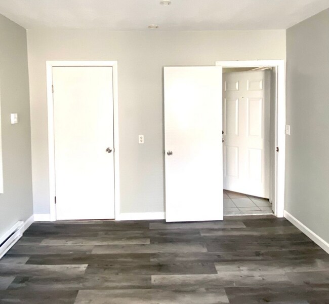 Photo - 8 Cheever Ct Unit 1