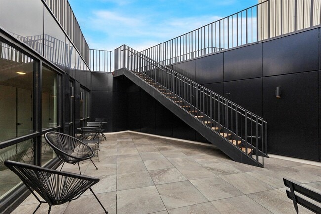 Photo - 1102 Germantown Ave Unidad 205