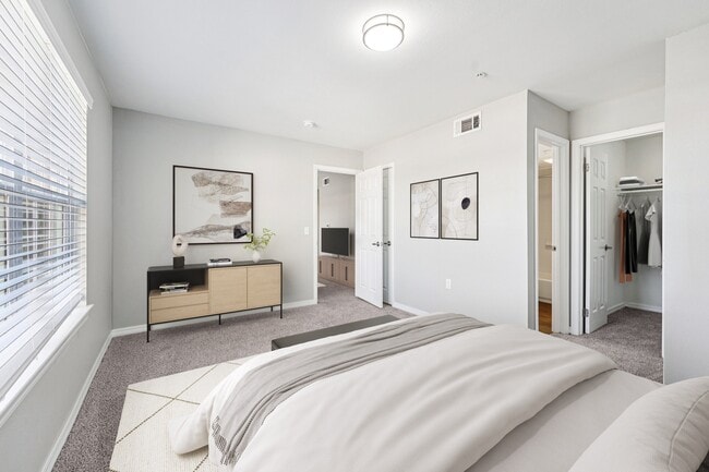 The Warwick Apartment Homes