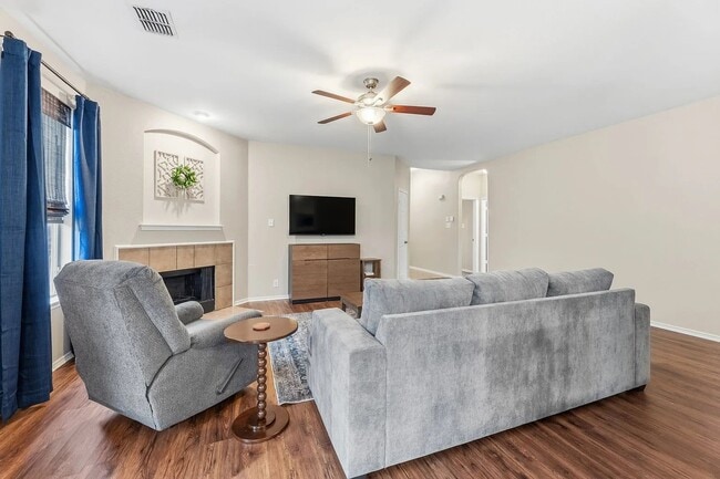 Photo - 13523 Topaz Lk