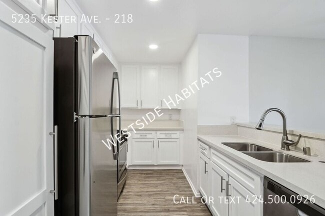 Photo - 5235 Kester Ave Unidad 218