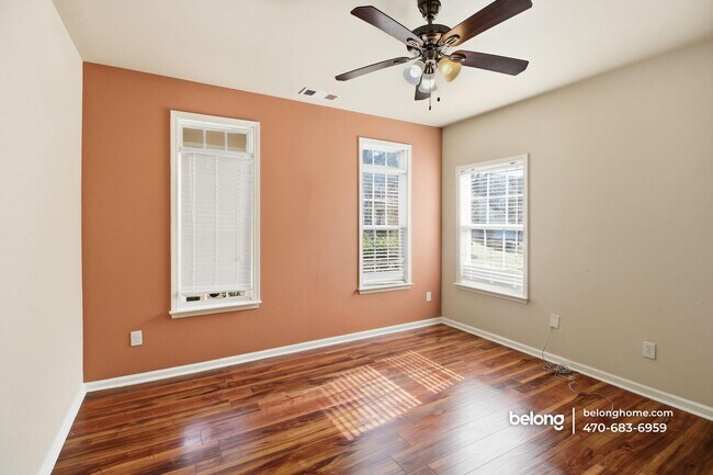 Photo - 505 Anglewood Trace