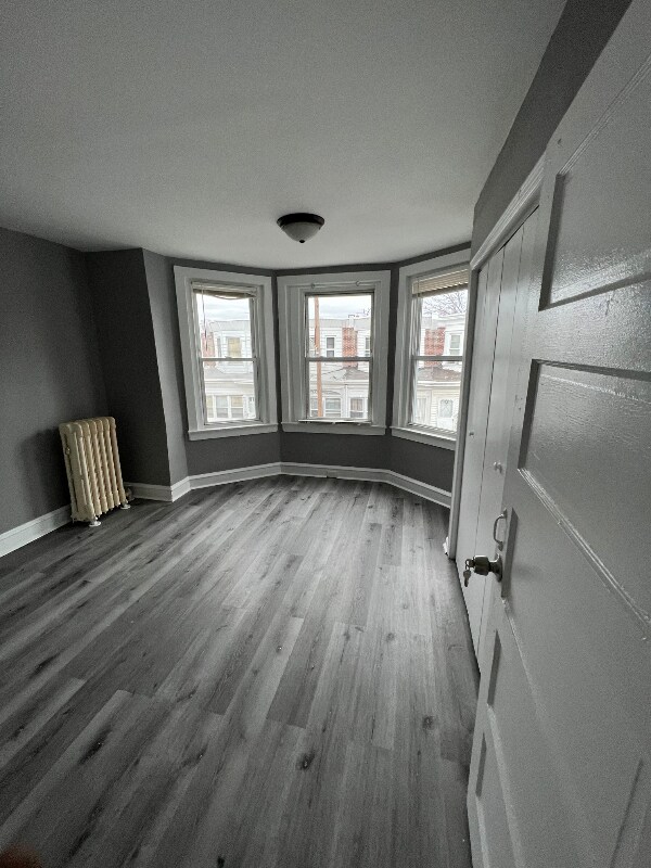 Photo - 6322 Regent St