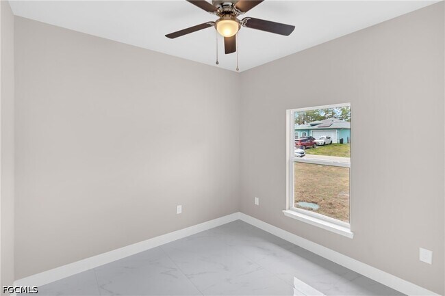 Photo - 715 Bering Ave S