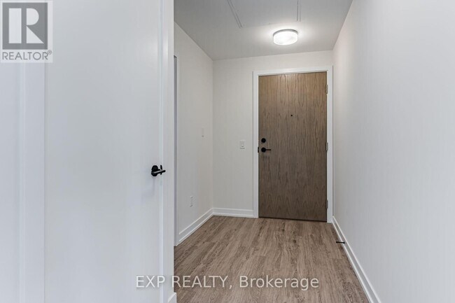 Photo - 2300 St Clair Ave W Unit 803