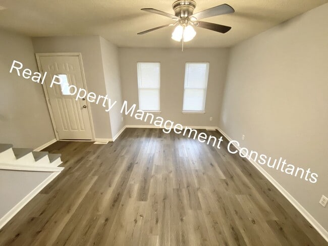 Photo - Redbud Ridge 7 Unidad 1073 Krysti Lane