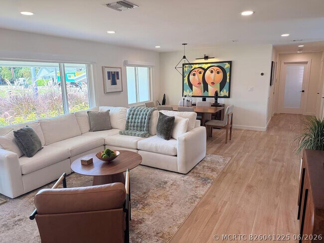 Photo - 541 Ibis Dr