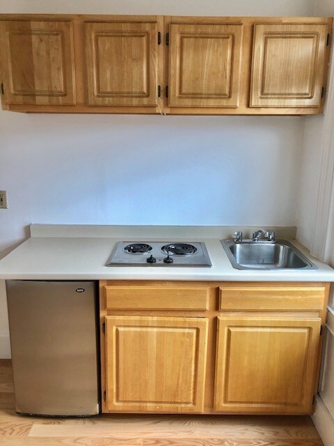 Photo - 405 Beacon St Unidad 8