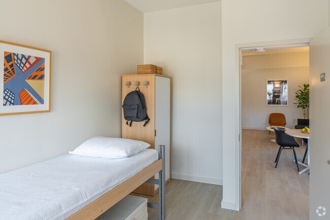 3BR, 2BA - 900SF - Single Bedroom