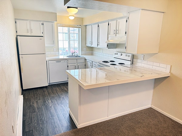 Building Photo - Sehome Court Apartments